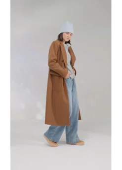 Botas forradas con cordones