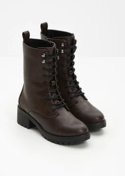 Botas forradas con cordones