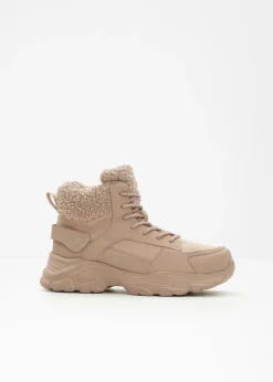 Botas forradas con cordones