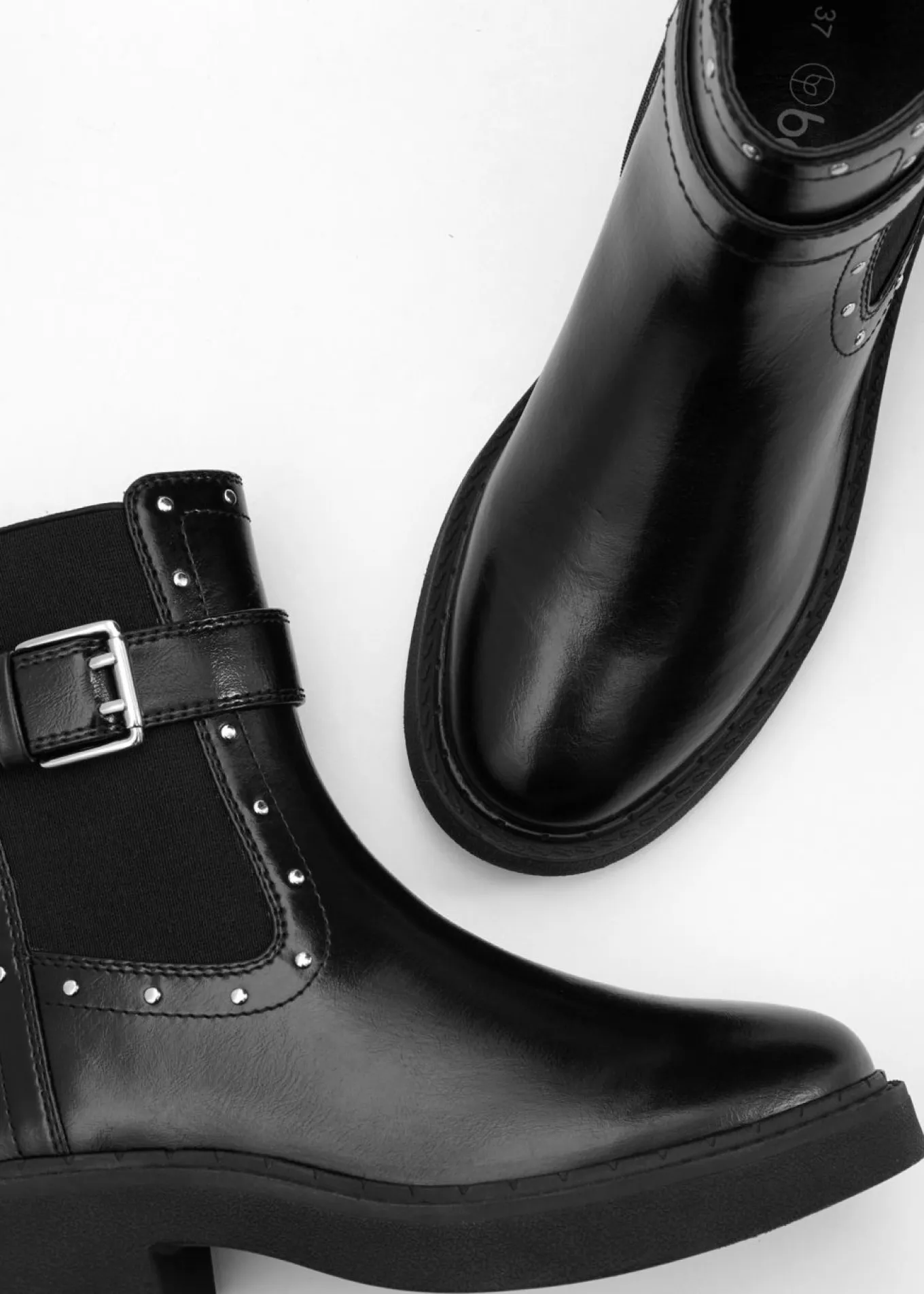 Botas moteras con hebilla