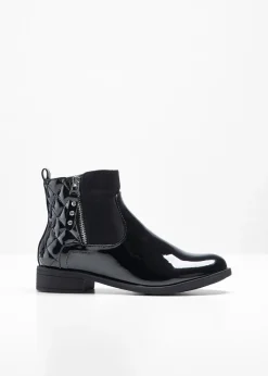 Botines con aspecto de charol