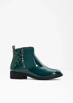 Botines con aspecto de charol