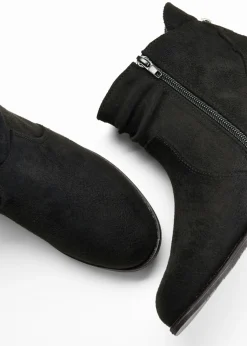 Botines con fruncido