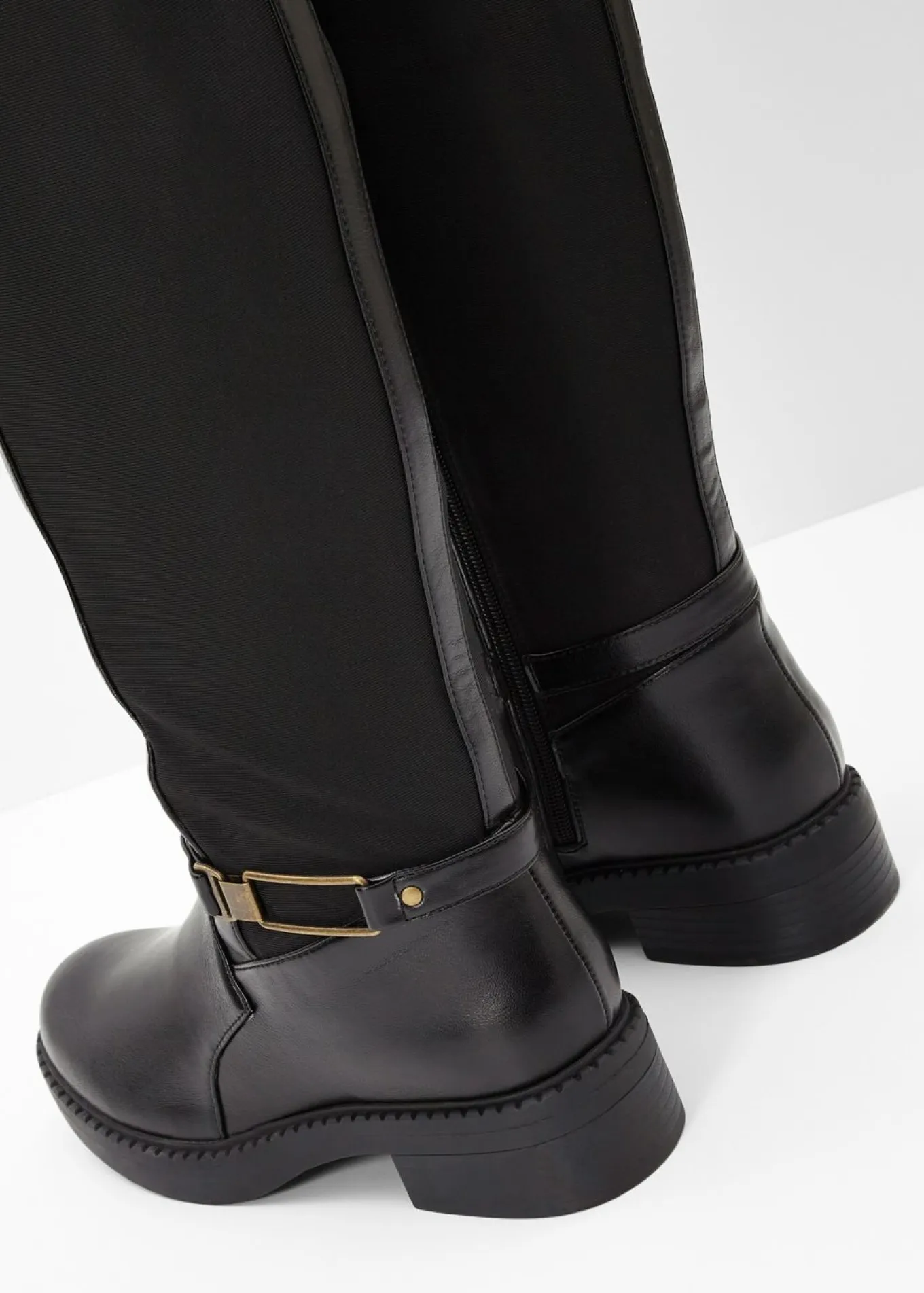 Botines de caña ancha
