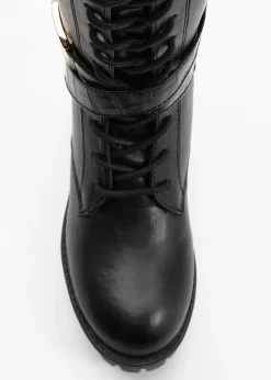 Botines de cordones