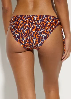 Braga de bikini con detalle de cordón
