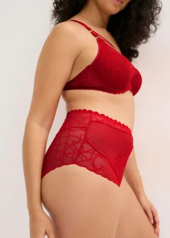 Braga de talle alto con encaje de corazones