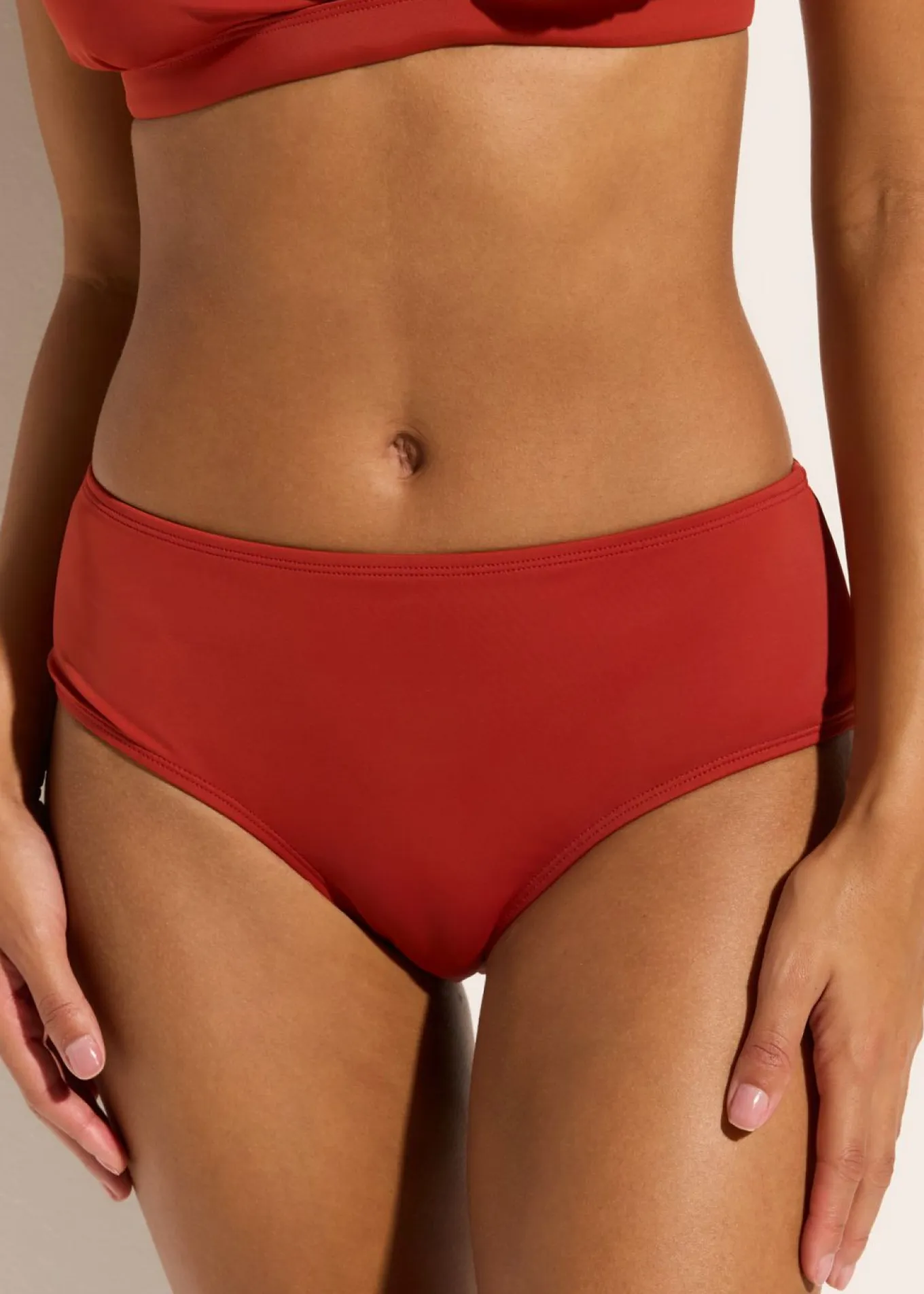 Braguita de bikini de talle alto