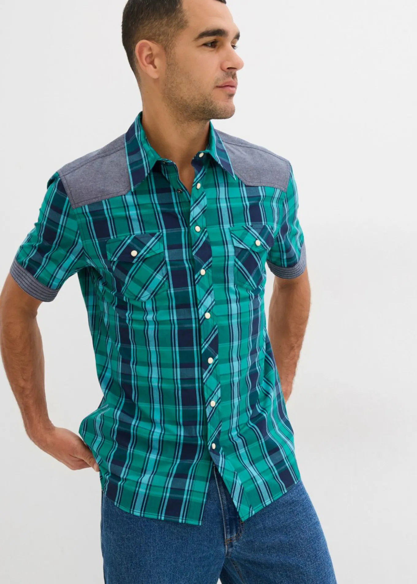 Camisa de manga corta con ribete vaquero