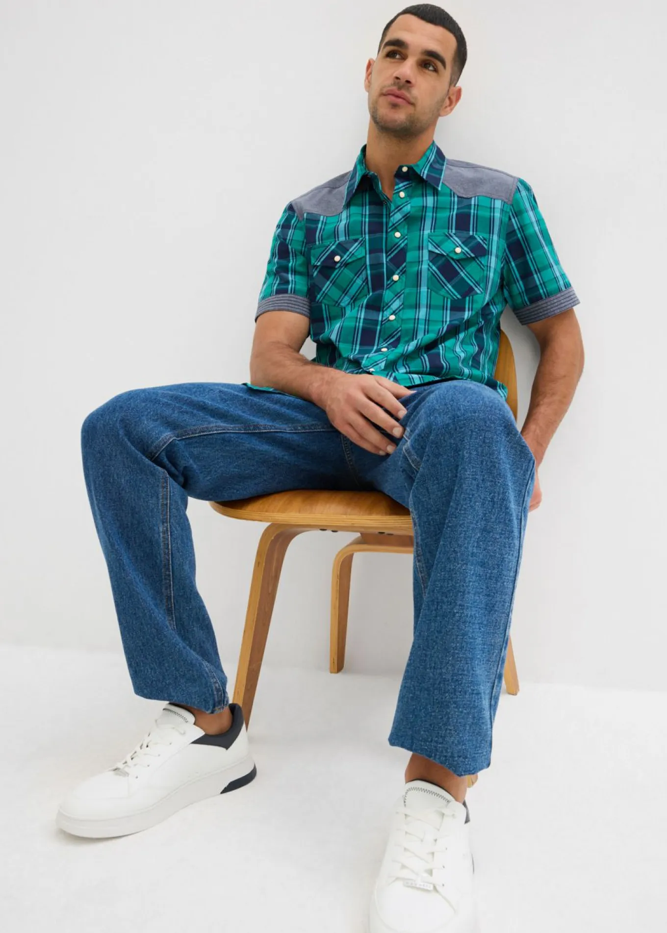 Camisa de manga corta con ribete vaquero