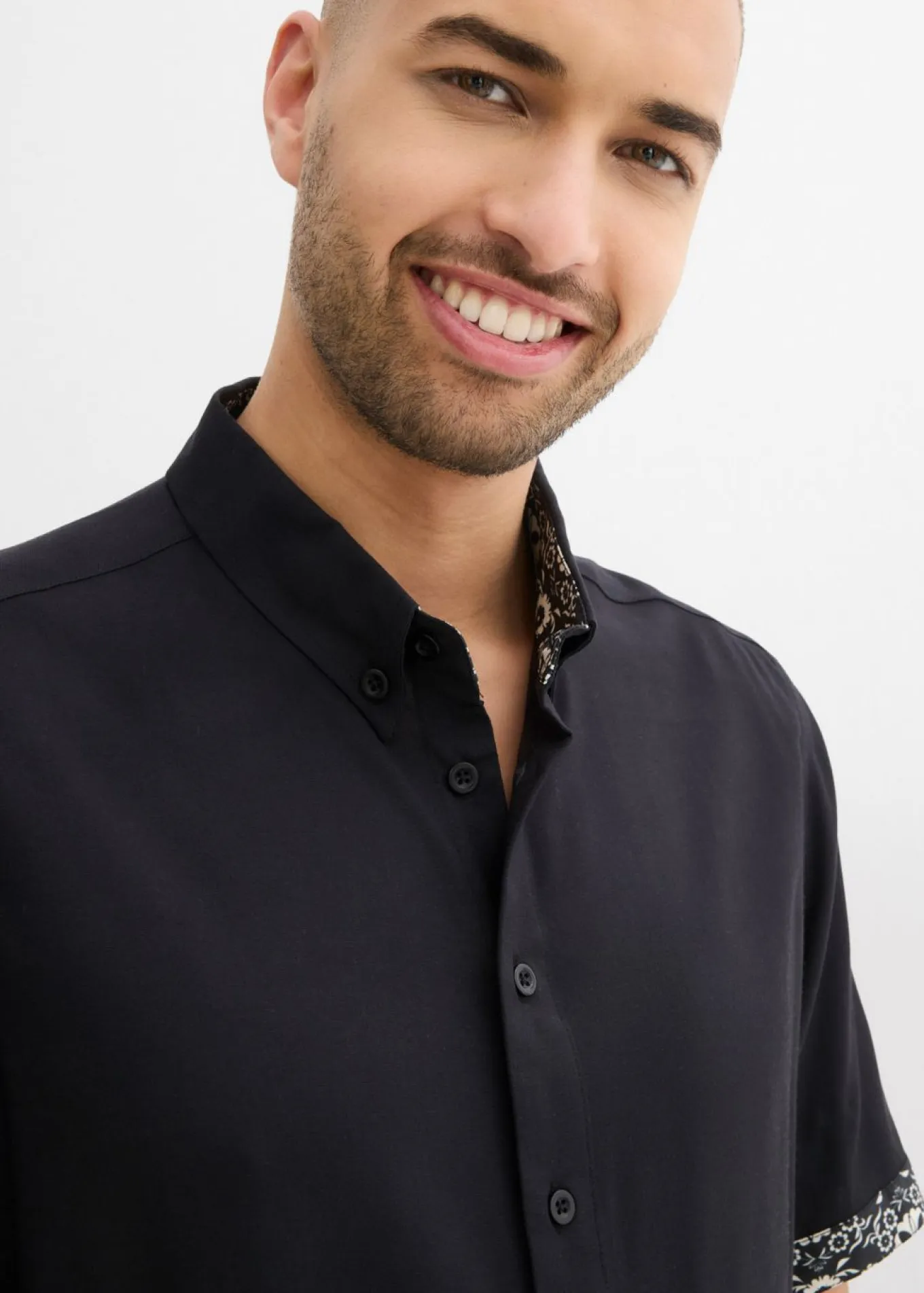 Camisa de manga corta de viscosa con corte slim