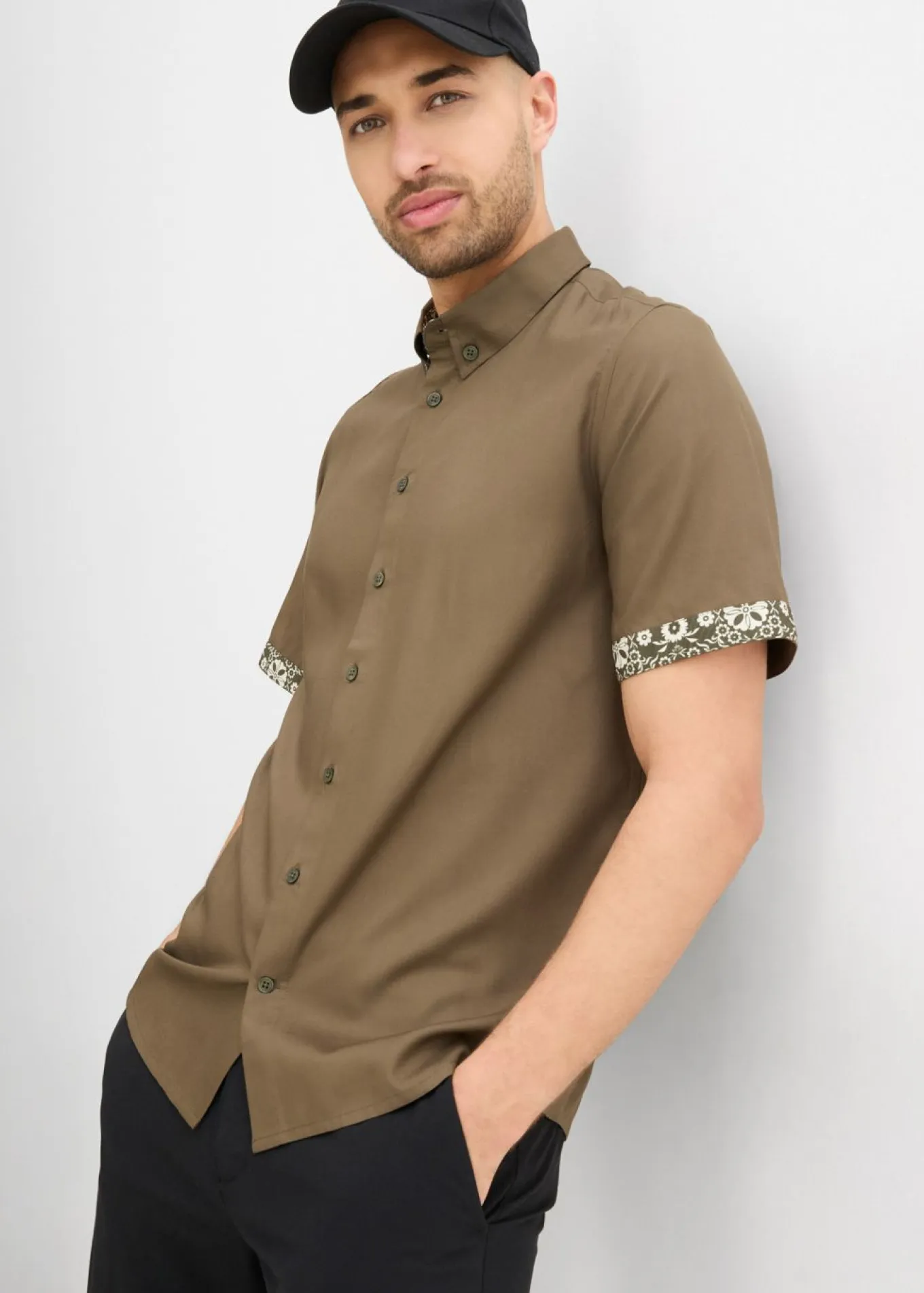 Camisa de manga corta de viscosa con corte slim