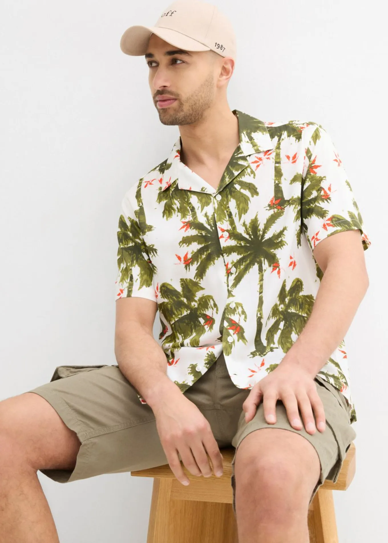 Camisa de manga corta de viscosa con corte holgado