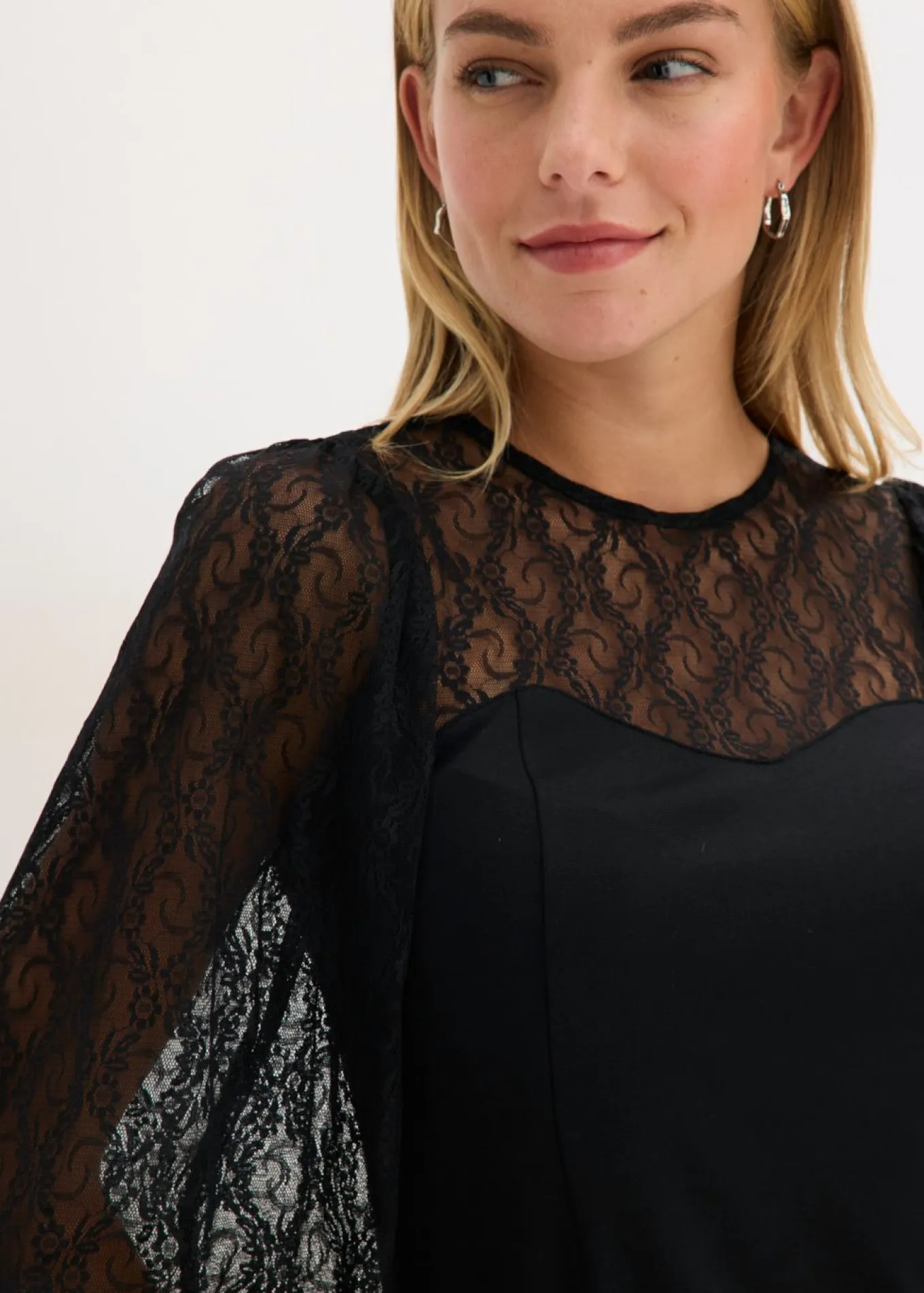Camisa de manga larga con encaje