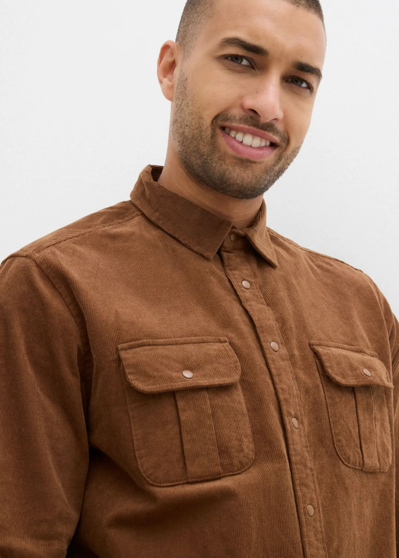 Camisa de pana elástica con algodón
