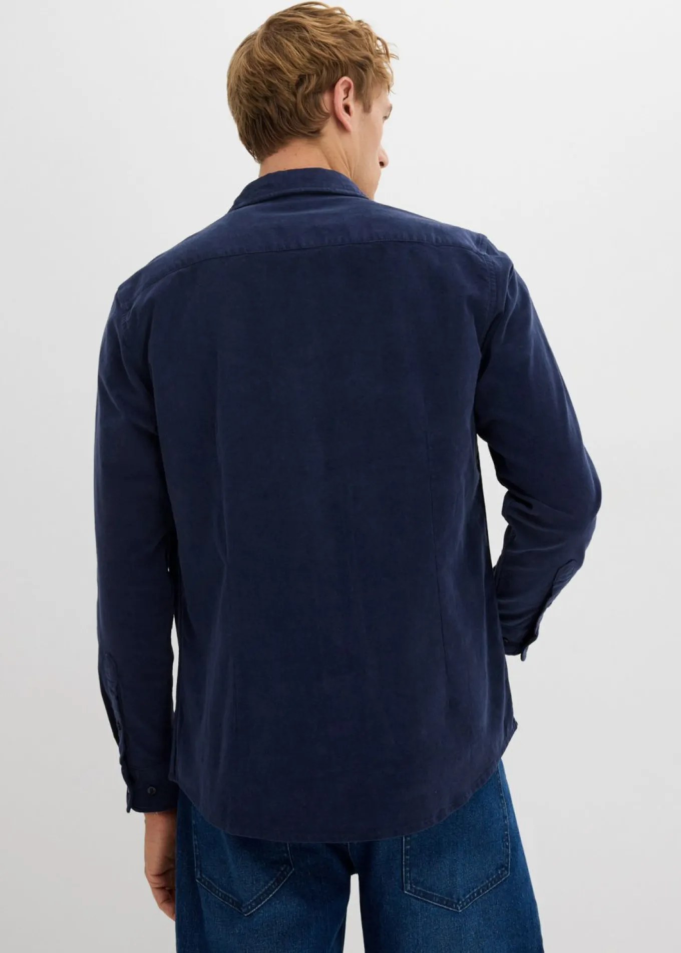 Camisa de pana elástica y suave de algodón orgánico