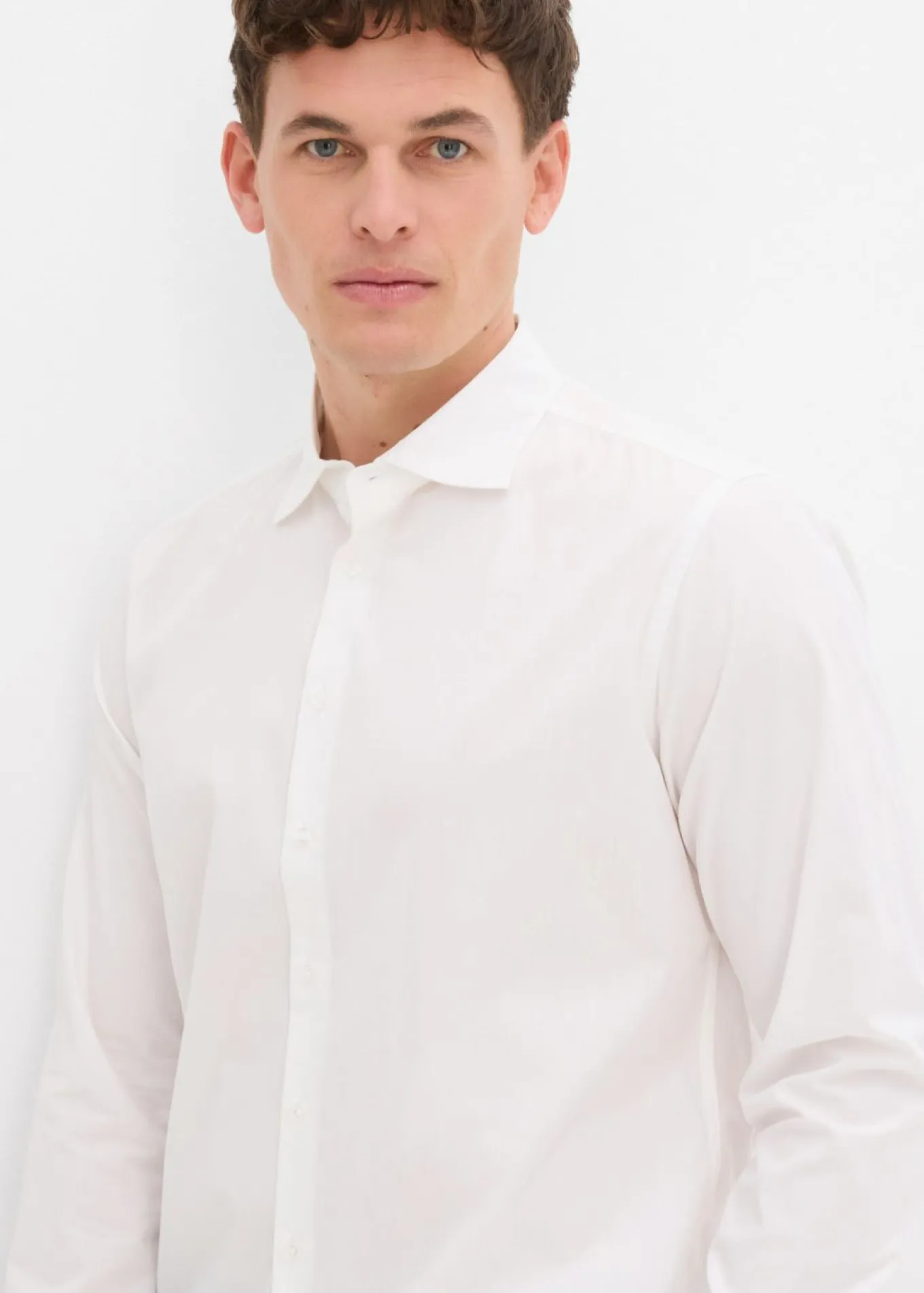 Camisa formal de algodón puro con corte regular