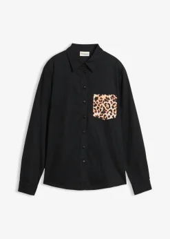 Camisa oversize con bolsillo en contraste