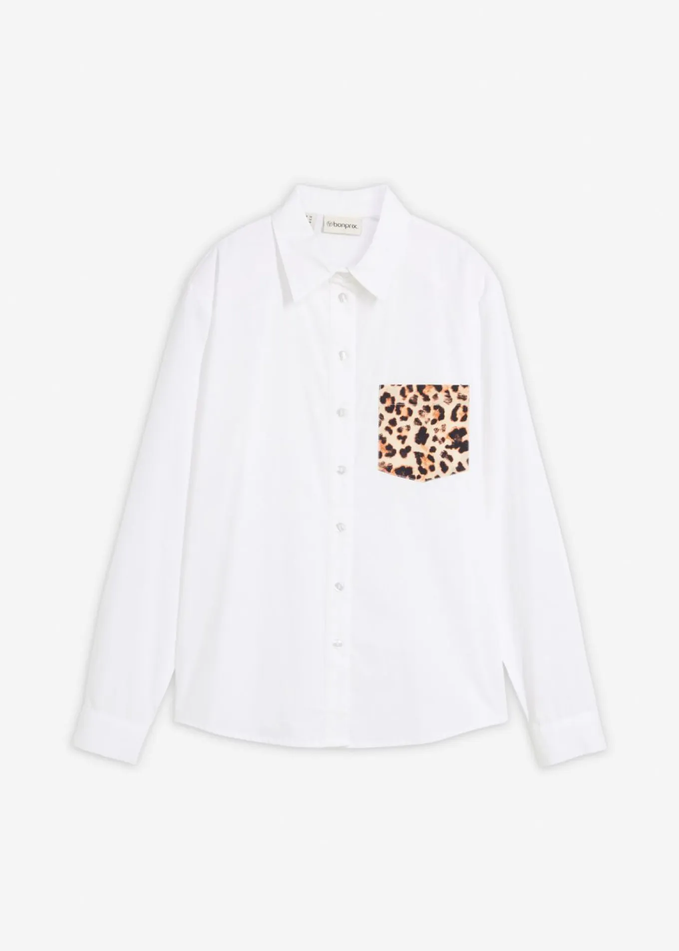 Camisa oversize con bolsillo en contraste