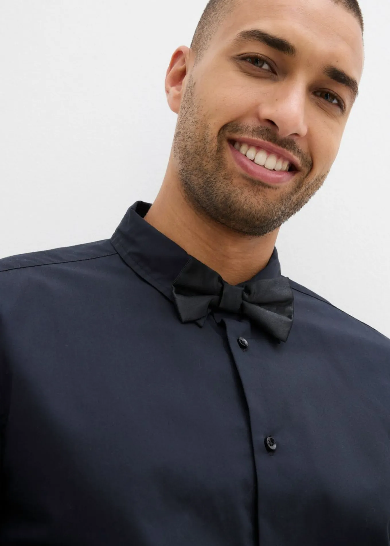 Camisa y pajarita (2 piezas)