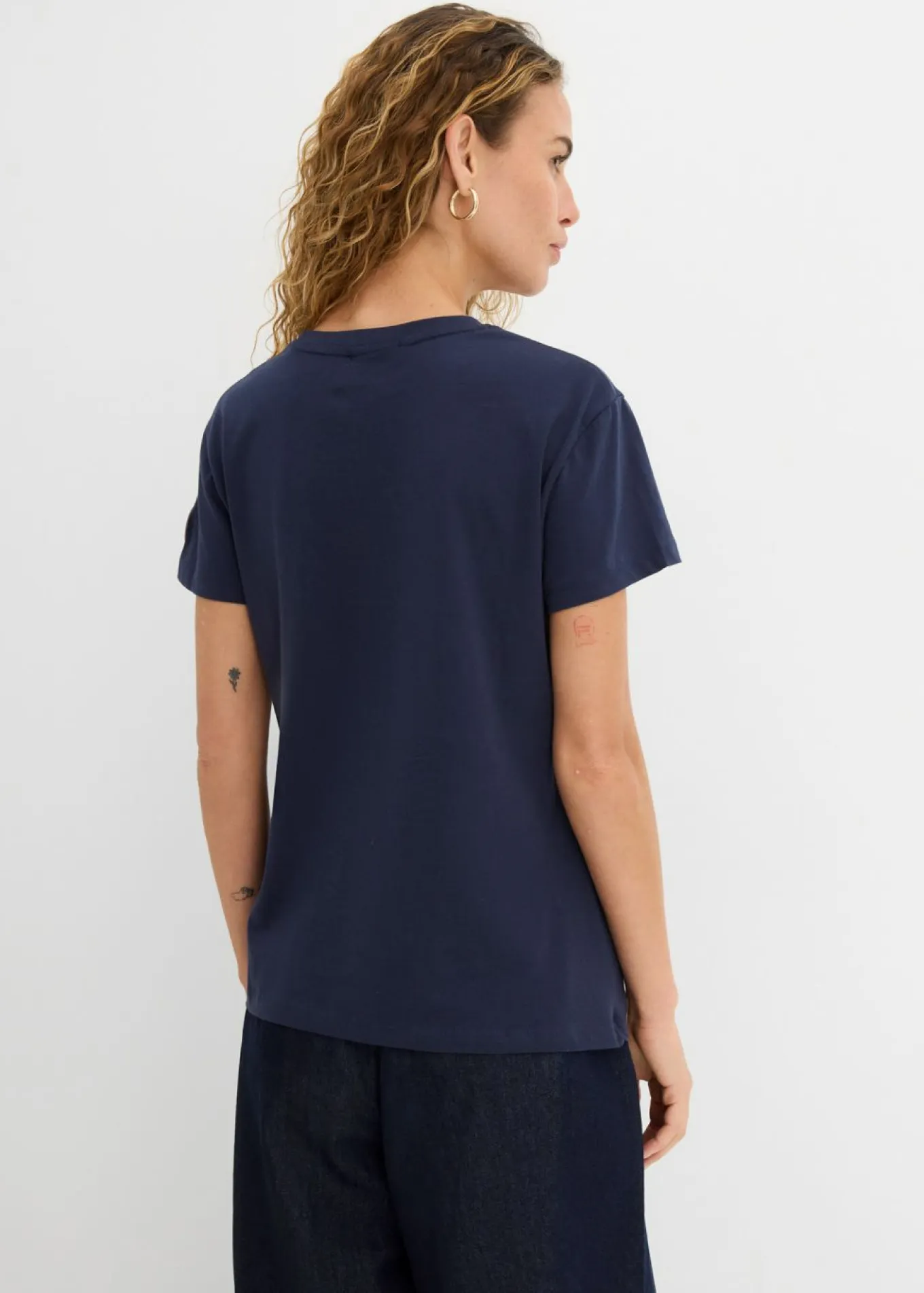 Camiseta bordada