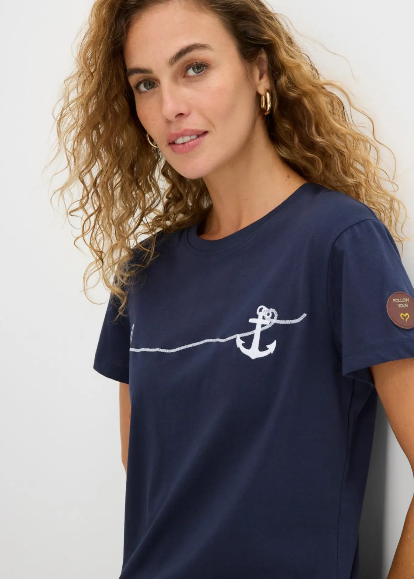 Camiseta bordada