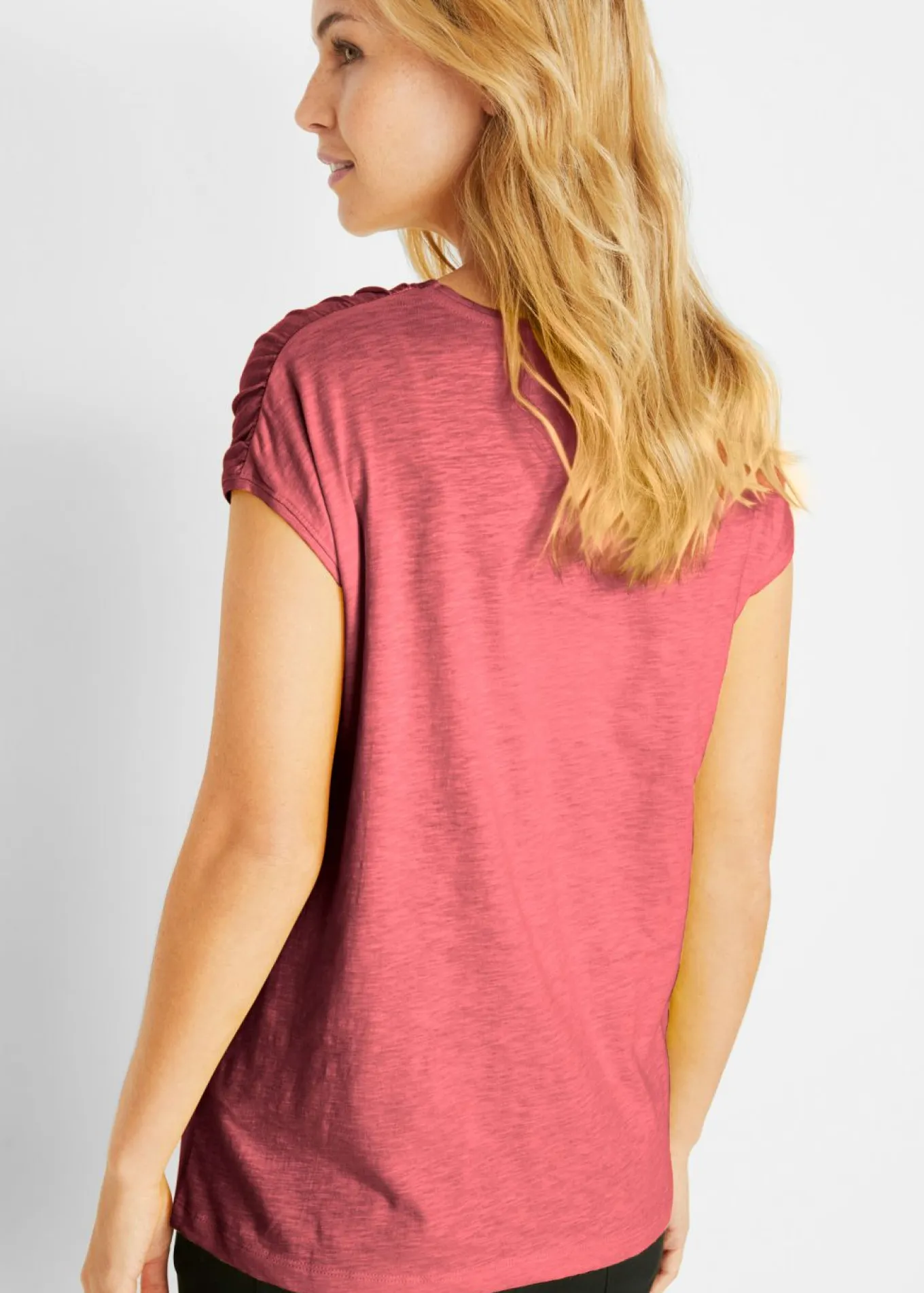 Camiseta boxy de manga corta
