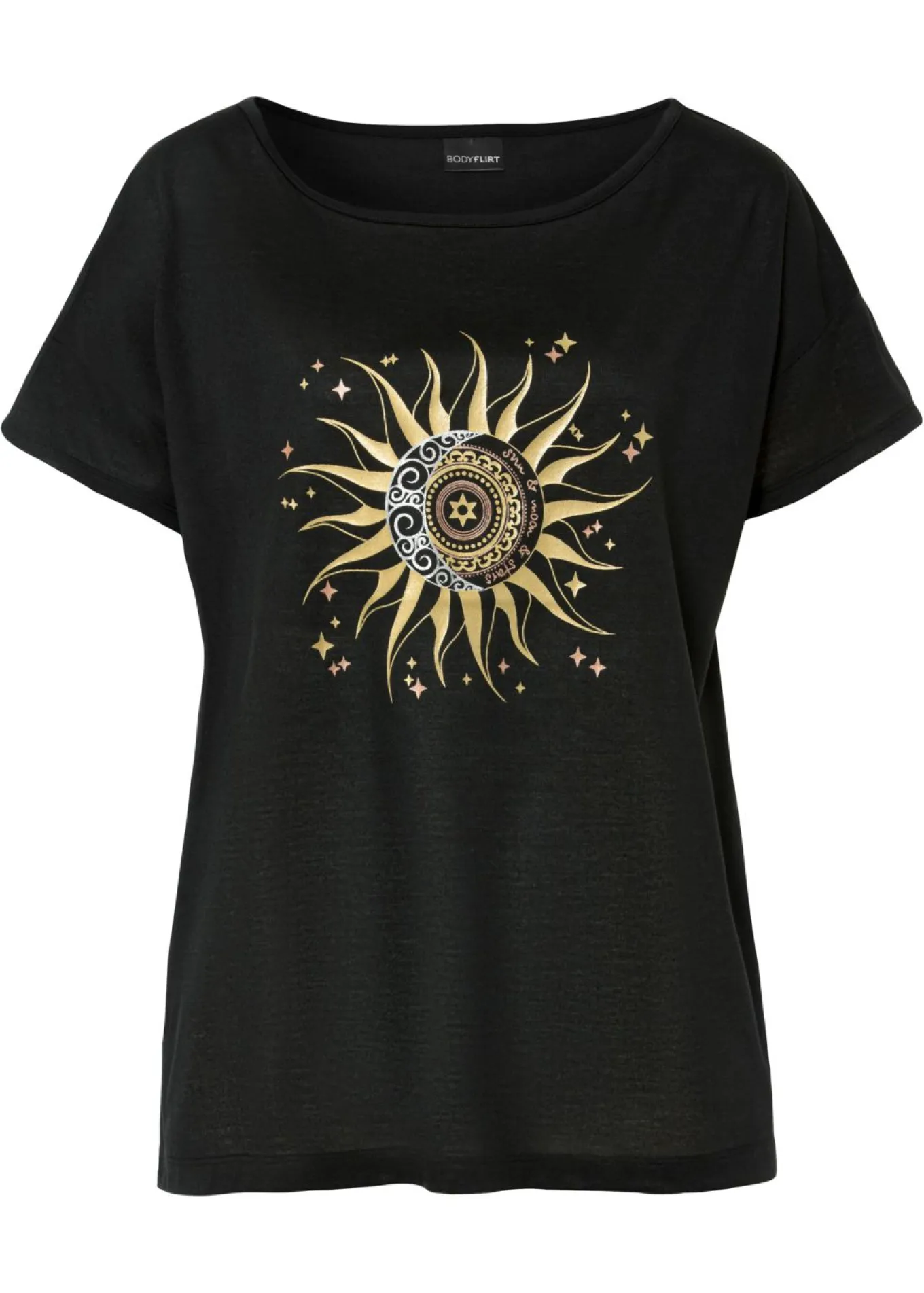 Camiseta con abertura
