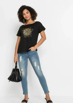 Camiseta con abertura