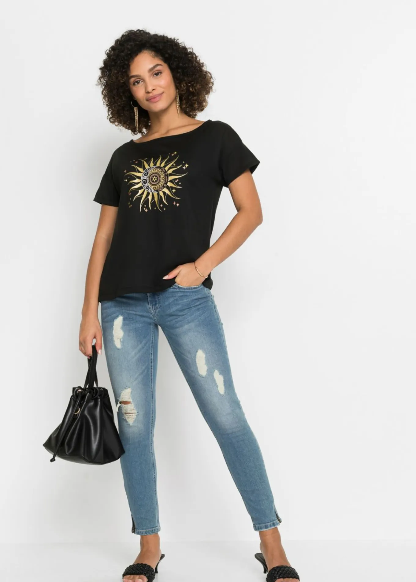 Camiseta con abertura