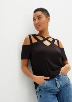 Camiseta con aberturas