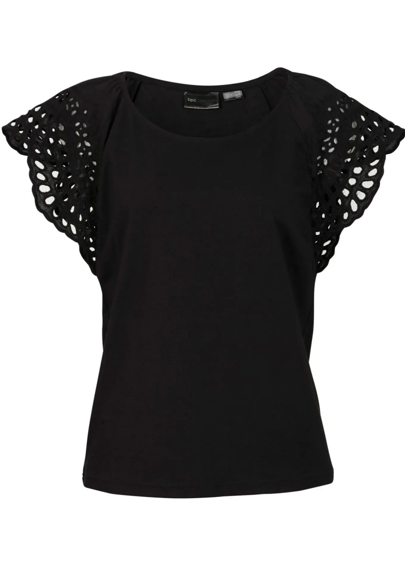 Camiseta con bordado calado