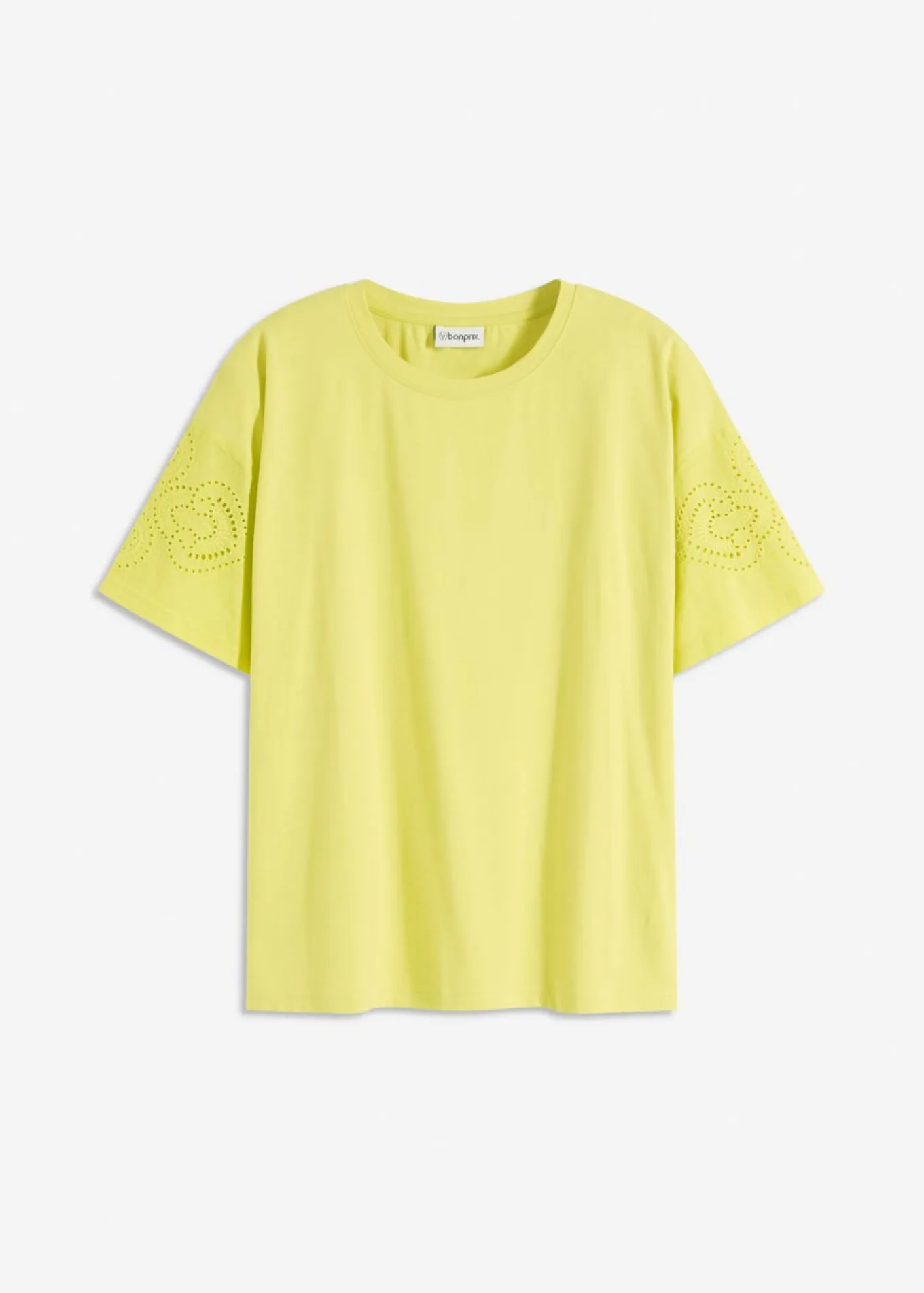 Camiseta con bordado calado