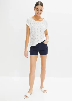 Camiseta con bordado calado