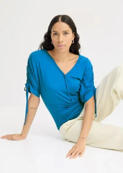 Camiseta con botones