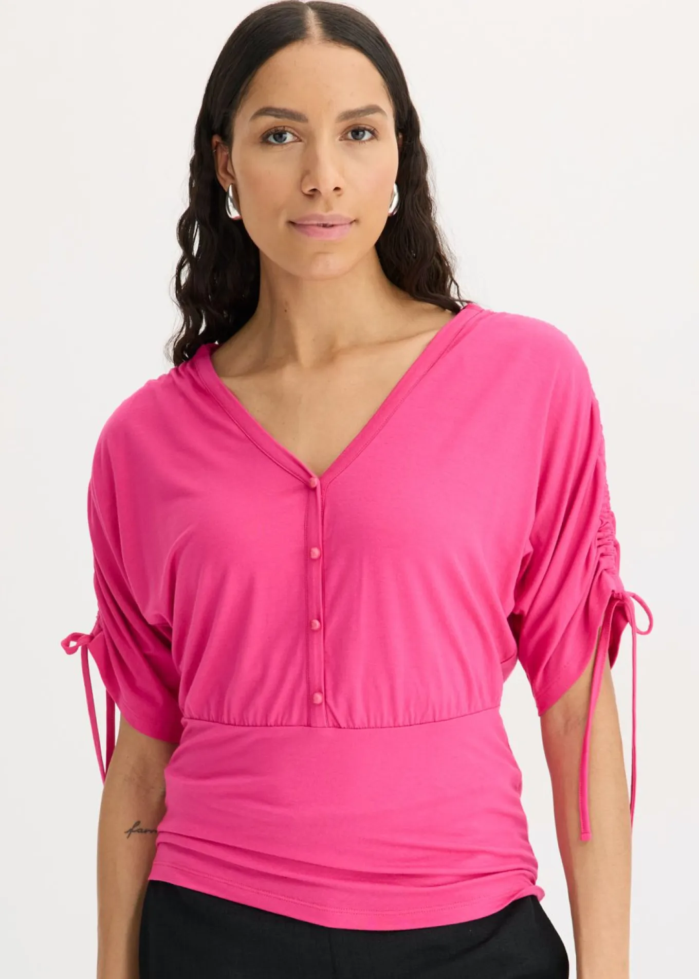 Camiseta con botones