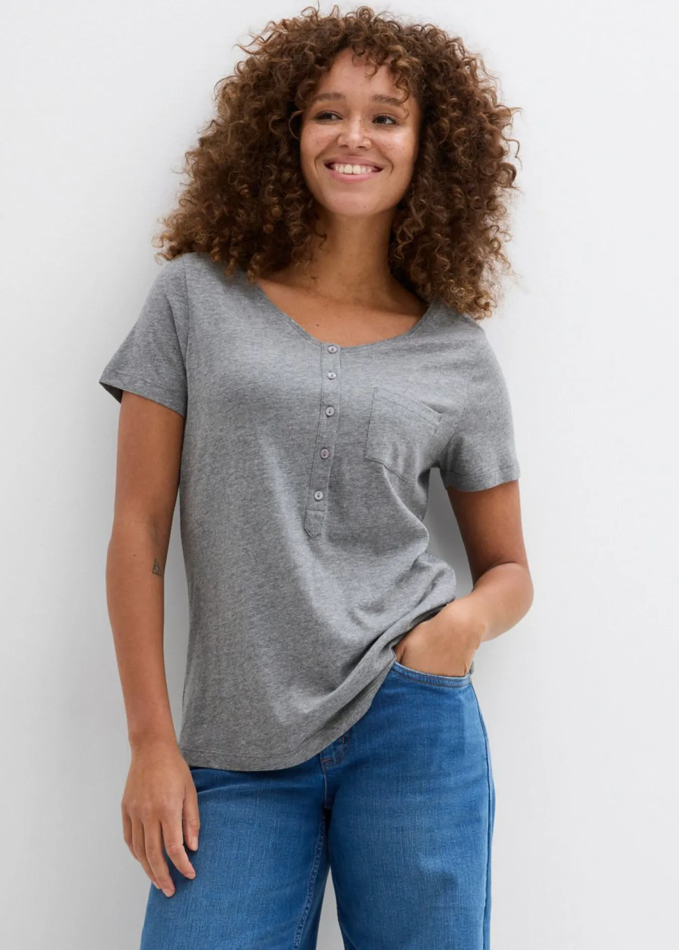 Camiseta con botones