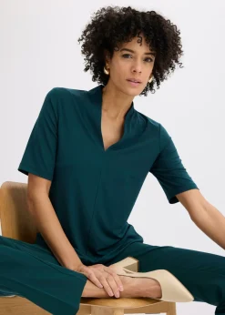 Camiseta con cuello chimenea