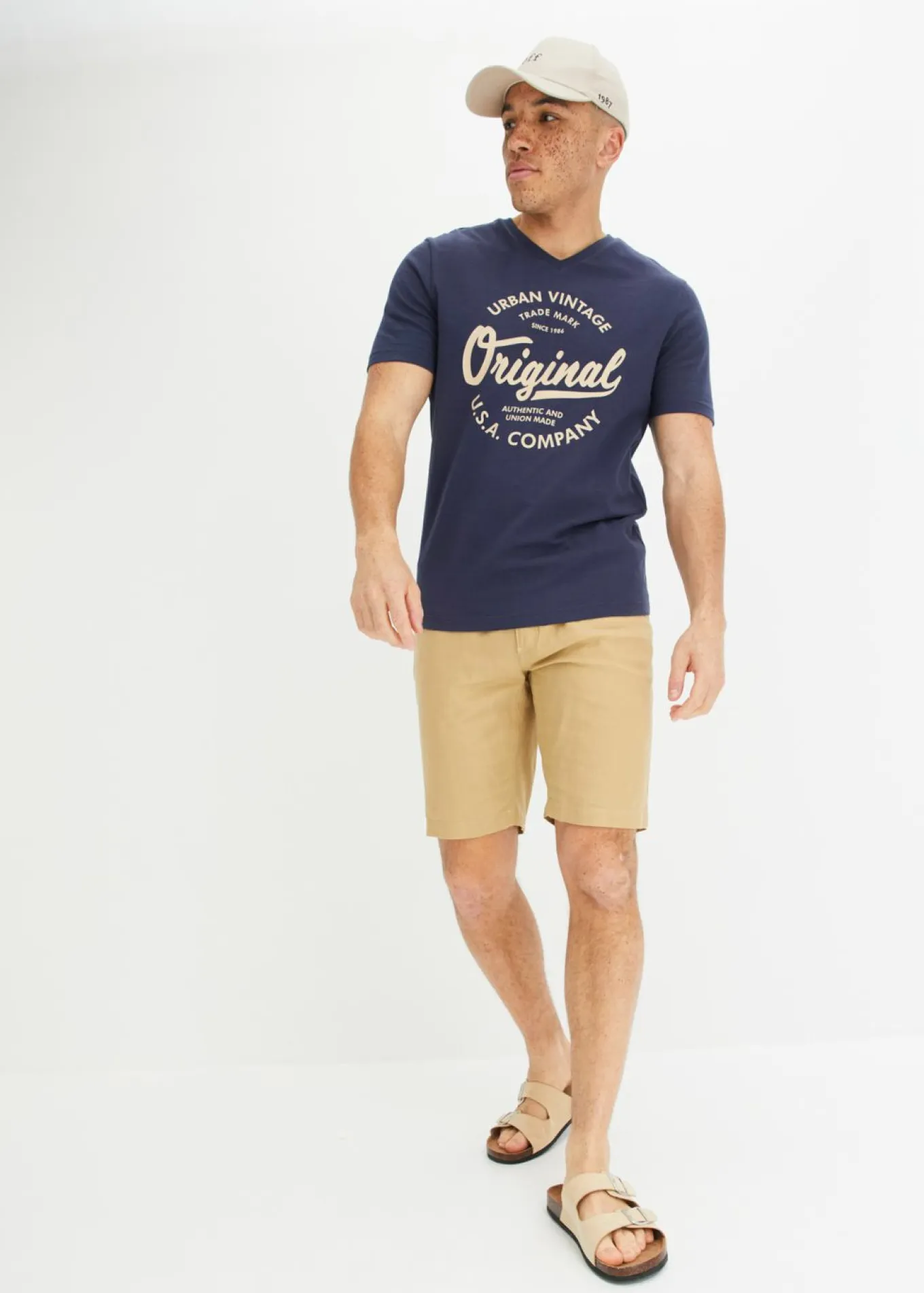 Camiseta con cuello en V de algodón puro