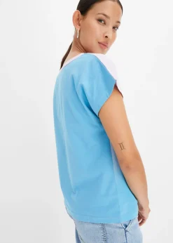 Camiseta con cuello henley y efecto ombré
