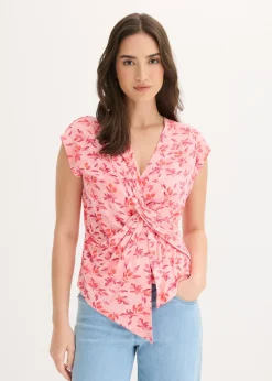 Camiseta con detalle de nudo