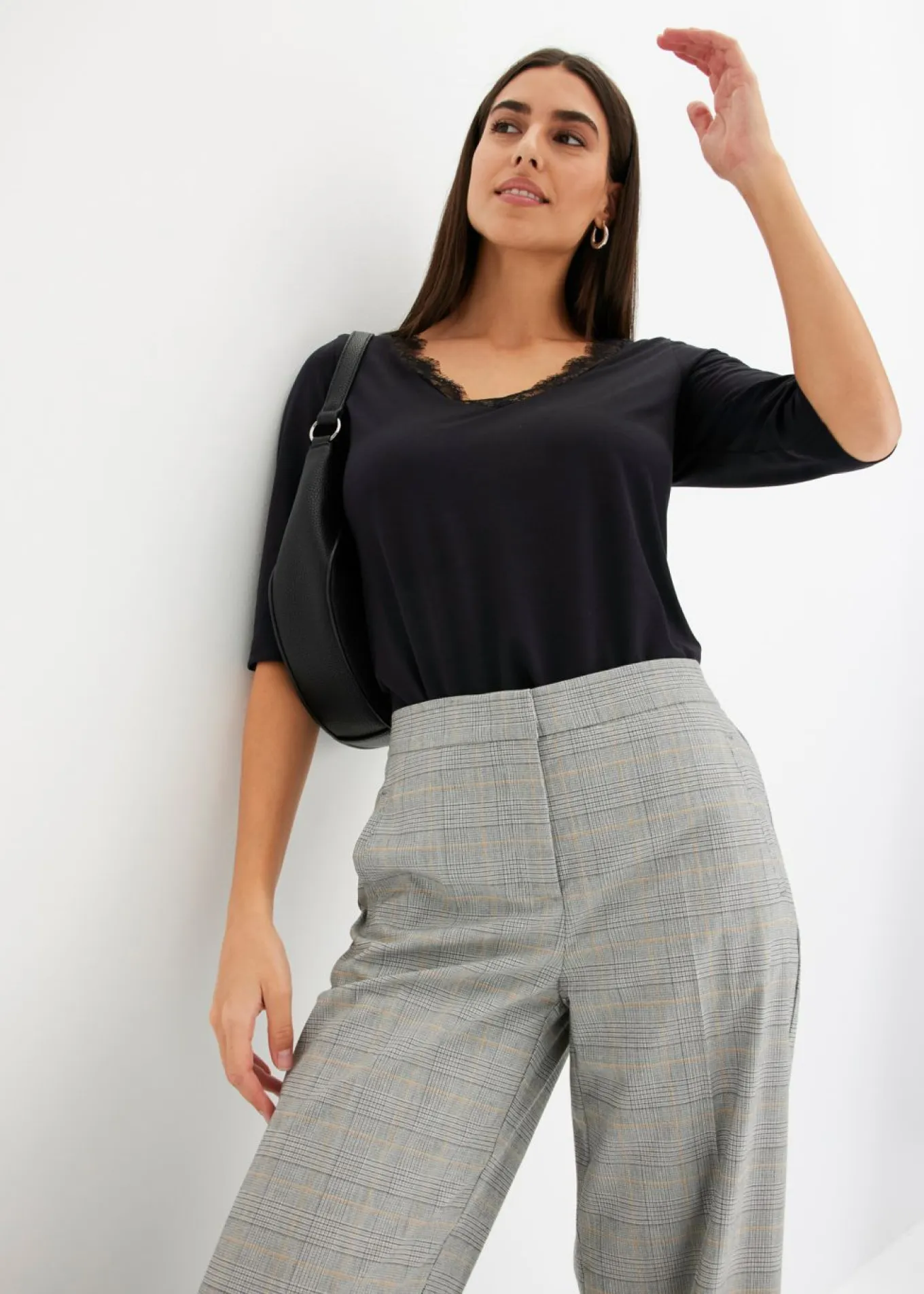 Camiseta con encaje