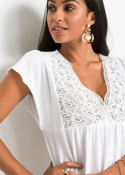 Camiseta con encaje en el escote