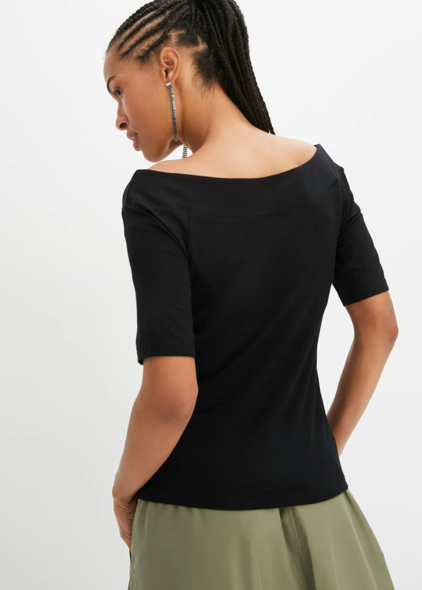 Camiseta con escote bañera en mezcla de viscosa