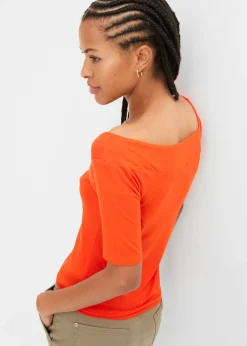 Camiseta con escote bañera en mezcla de viscosa