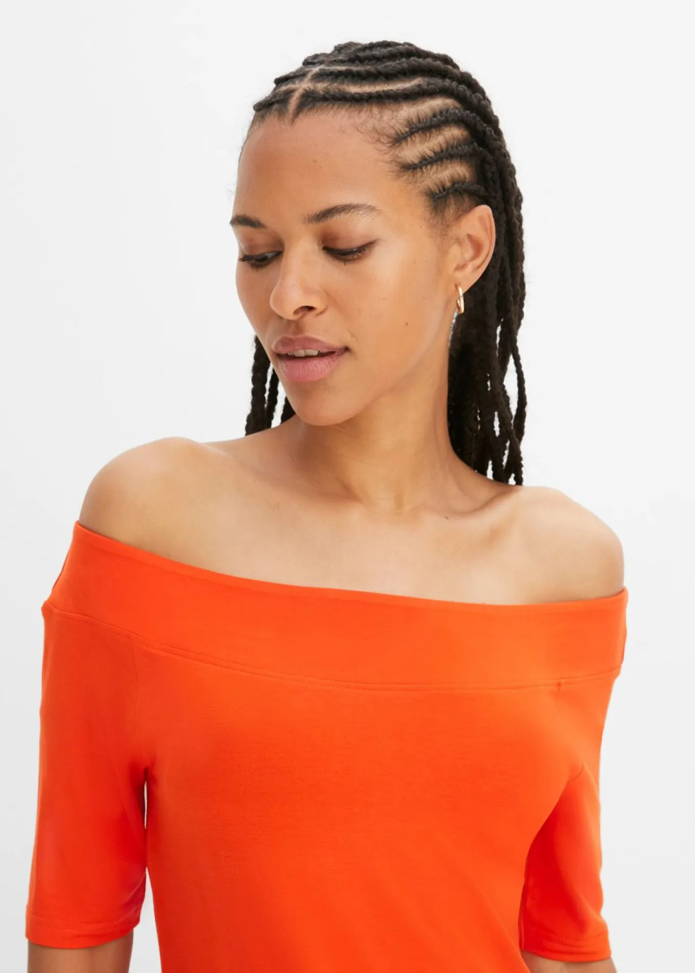 Camiseta con escote bañera en mezcla de viscosa