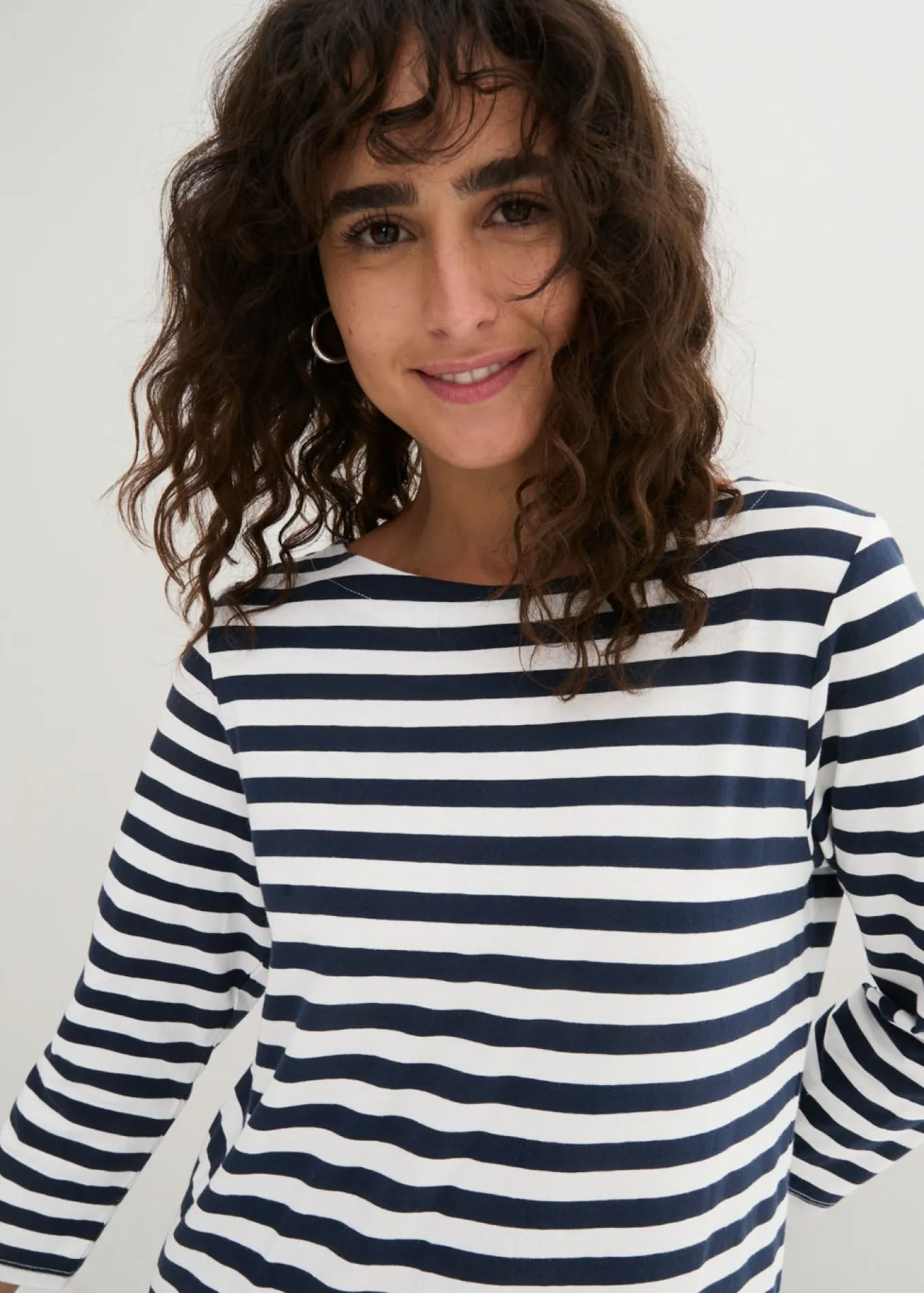 Camiseta con escote barco