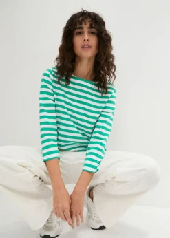 Camiseta con escote barco
