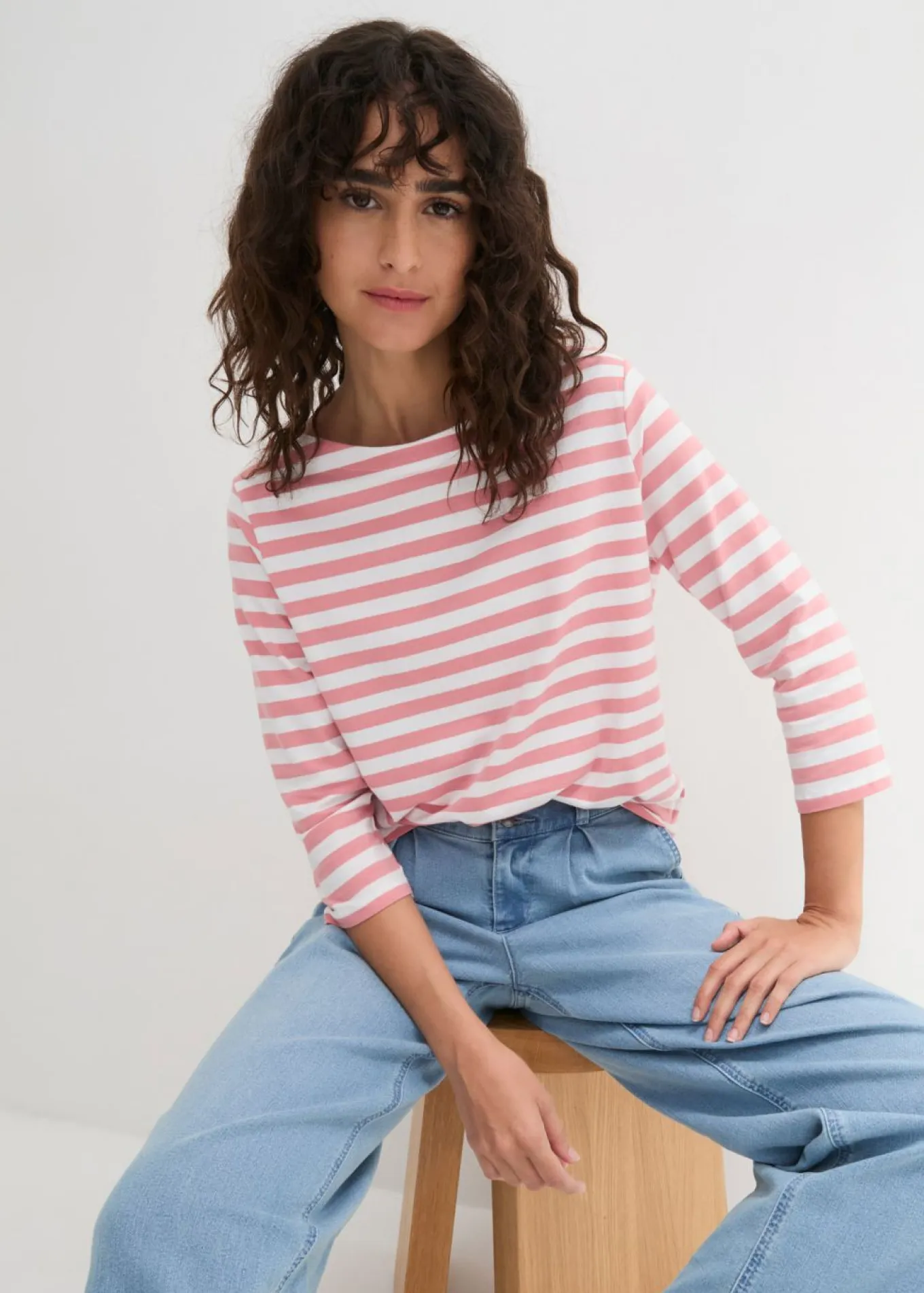 Camiseta con escote barco
