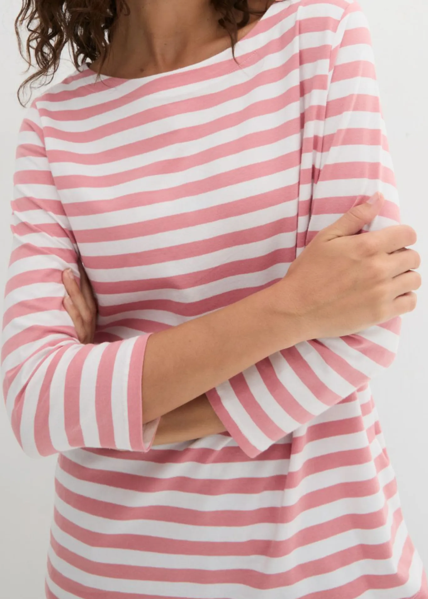 Camiseta con escote barco